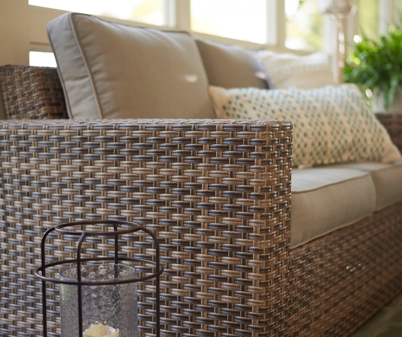 Broyhill Eagle Brooke All-Weather Wicker Cushioned Patio Loveseat 6 Broyhill Eagle Brooke All-Weather Wicker Cushioned Patio Loveseat - Image 6