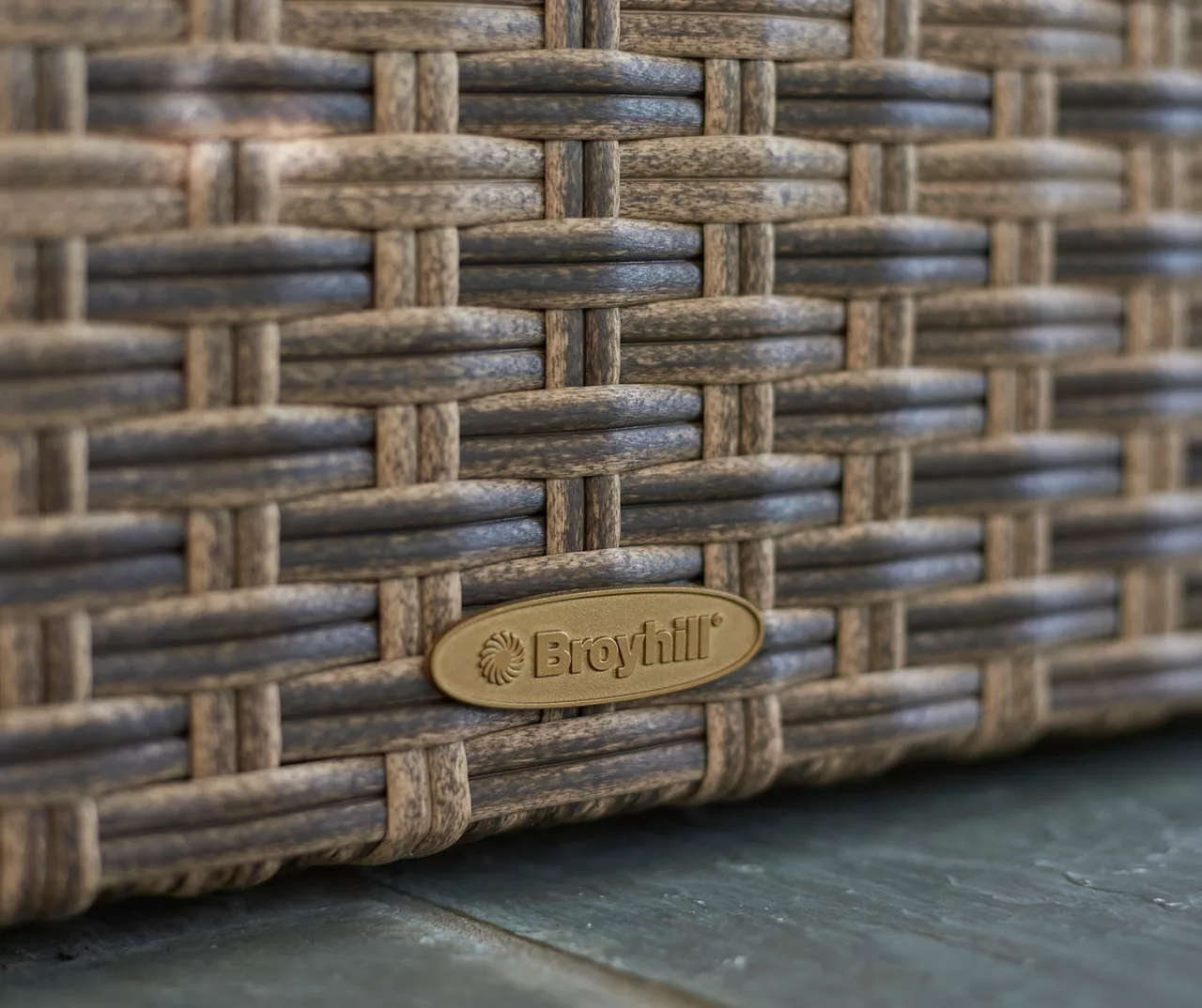 Broyhill Eagle Brooke All-Weather Wicker Cushioned Patio Loveseat 7 Broyhill Eagle Brooke All-Weather Wicker Cushioned Patio Loveseat - Image 7