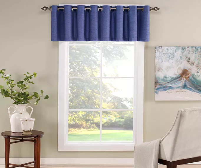 Eclipse Newport Therma Blackout Grommet Valance 4 Eclipse Newport Therma Blackout Grommet Valance - Image 4