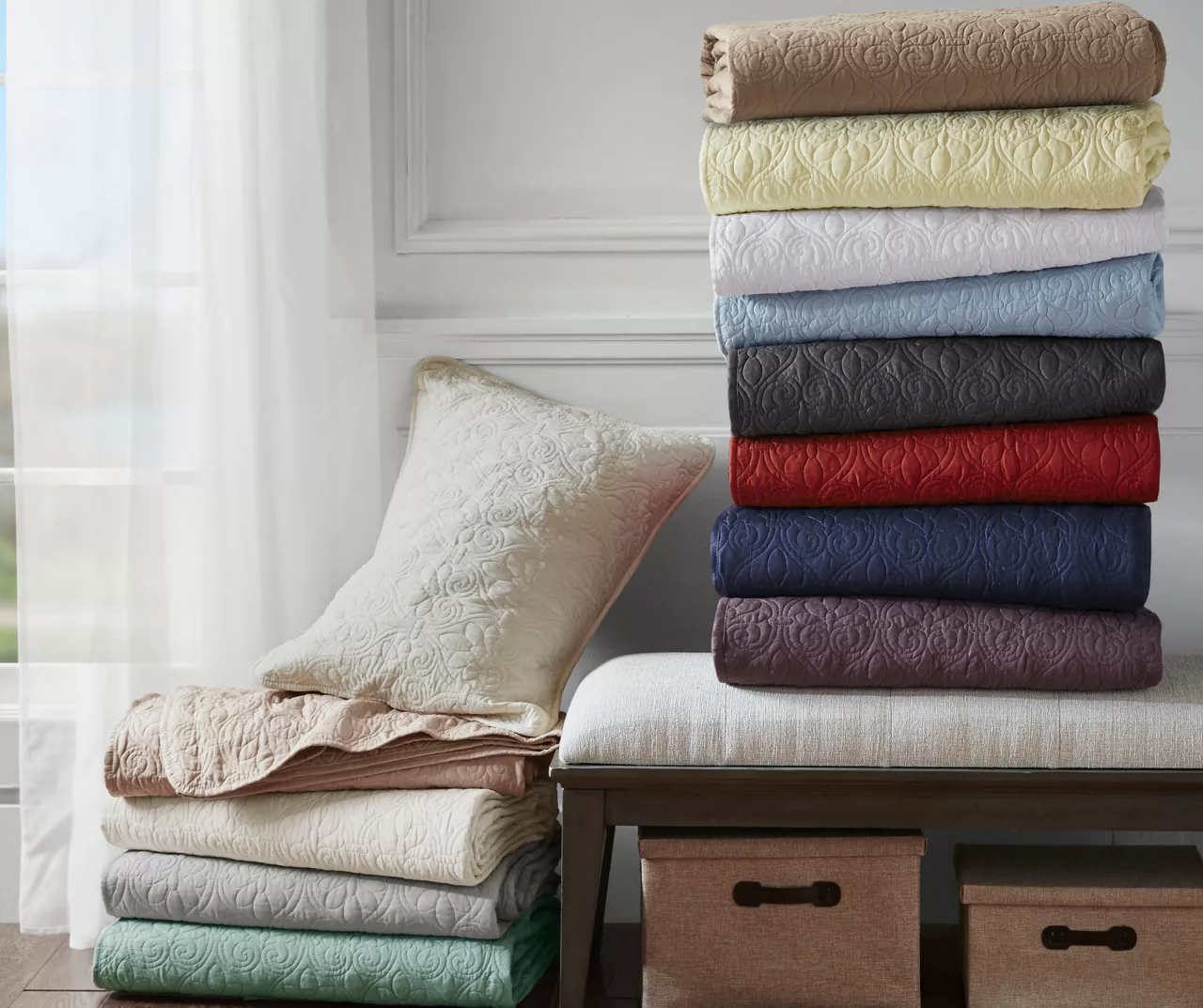 Vancouver Red King 3-Piece Bedspread Set 11 Vancouver Red King 3-Piece Bedspread Set - Image 11