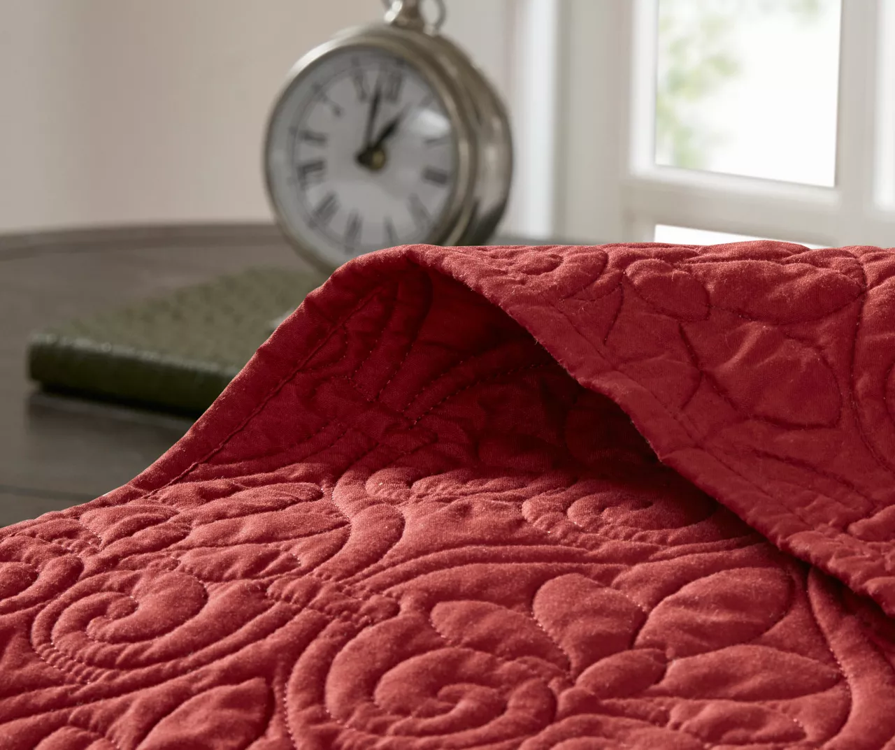Vancouver Red King 3-Piece Bedspread Set 6 Vancouver Red King 3-Piece Bedspread Set - Image 6
